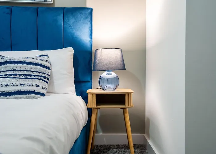 公寓 Retreat On The Riverbank - Sleeps 8 - Balcony 利兹